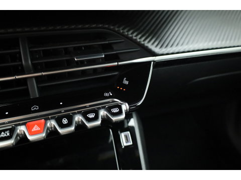 Peugeot 2008 1.2 PureTech 130 Allure | Rijklaar!! | Adapt. Cruise | Dodehoek | 360cam | Stoelverw. | Keyless | Apple Carplay