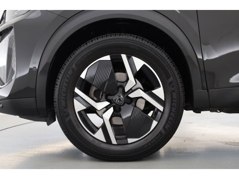 Peugeot 2008 1.2 PureTech 130 Allure | Rijklaar!! | Adapt. Cruise | Dodehoek | 360cam | Stoelverw. | Keyless | Apple Carplay