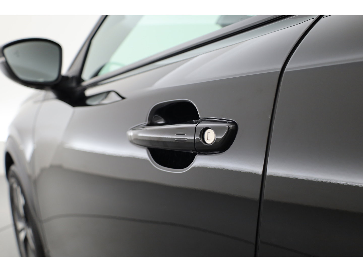 Peugeot 2008 1.2 PureTech 130 Allure | Rijklaar!! | Adapt. Cruise | Dodehoek | 360cam | Stoelverw. | Keyless | Apple Carplay