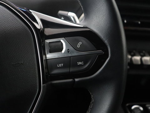 Peugeot 3008 1.6 HYbrid 225 Allure