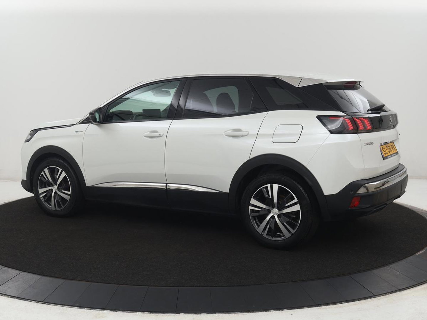 Peugeot 3008 1.6 HYbrid 225 Allure