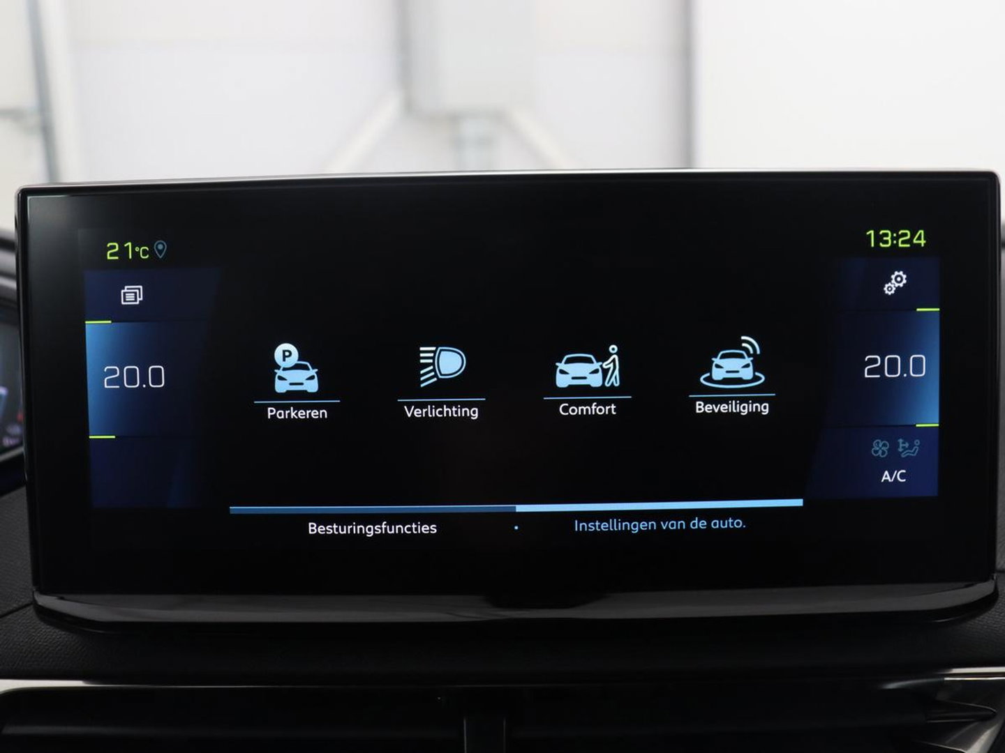 Peugeot 3008 1.6 HYbrid 225 Allure