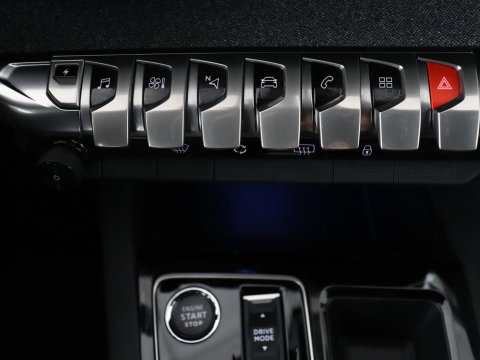 Peugeot 3008 1.6 HYbrid 225 Allure