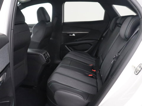 Peugeot 3008 1.6 HYbrid 225 Allure