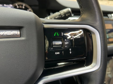 Land Rover Range Rover Evoque 1.5 P300e AWD R-Dynamic SE Pano Camera Leder Navi Clima 20"LM