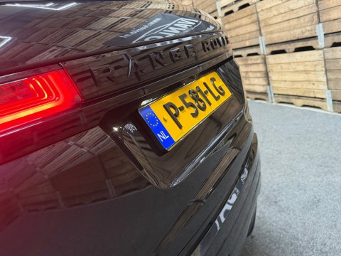 Land Rover Range Rover Evoque 1.5 P300e AWD R-Dynamic SE Pano Camera Leder Navi Clima 20"LM