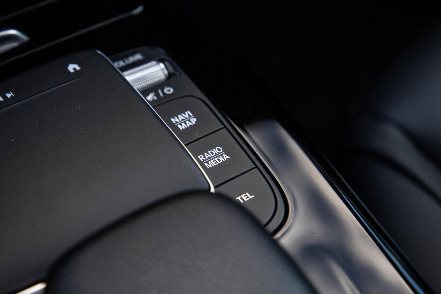 Mercedes-Benz CLA Shooting Brake 250e Business Solution (PHEV) CARPLAY / CRUISE CONTROLE / AMBIENT LIGHTING / CAMERA