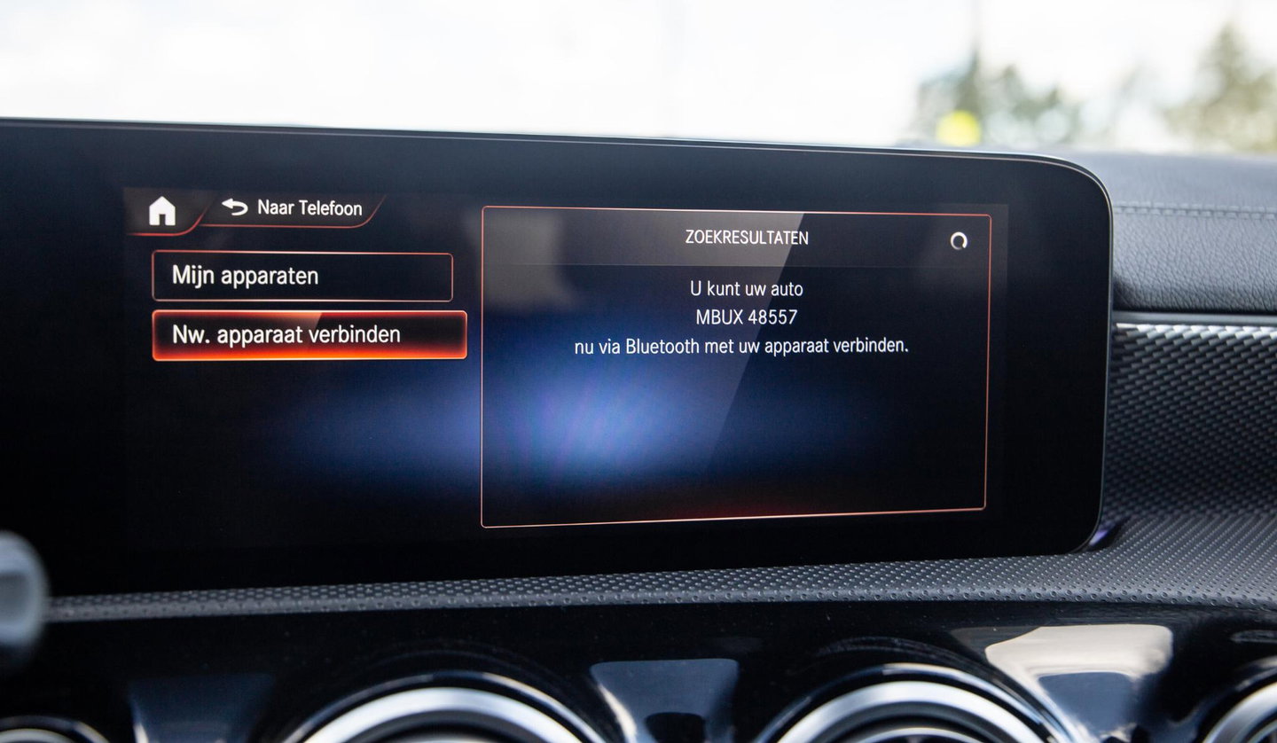Mercedes-Benz CLA Shooting Brake 250e Business Solution (PHEV) CARPLAY / CRUISE CONTROLE / AMBIENT LIGHTING / CAMERA