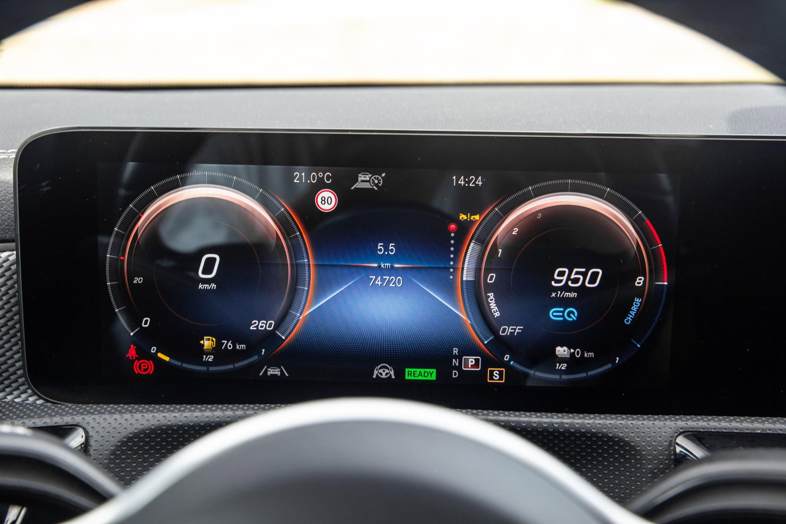 Mercedes-Benz CLA Shooting Brake 250 e Business Solution CARPLAY / TREKHAAK / AMBIENT LIGHTING / CAMERA