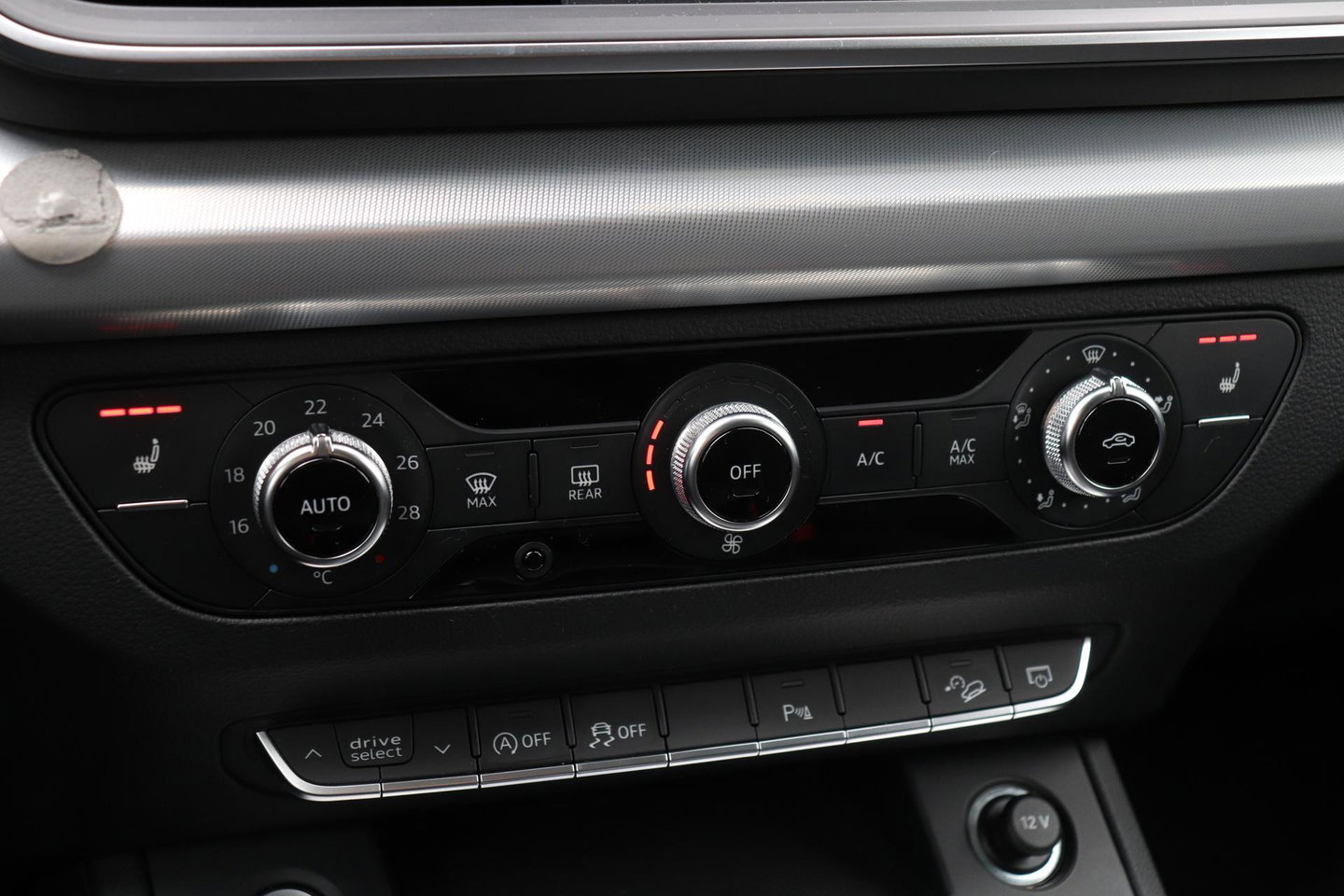 Audi Q5 2.0 TDI Quattro Design Pro Line Plus | Stoelverwarming | Cruise Control | Virtual Cockpit | MMI Navigatie Plus | Elektrische Stoelen | Keyless Entry
