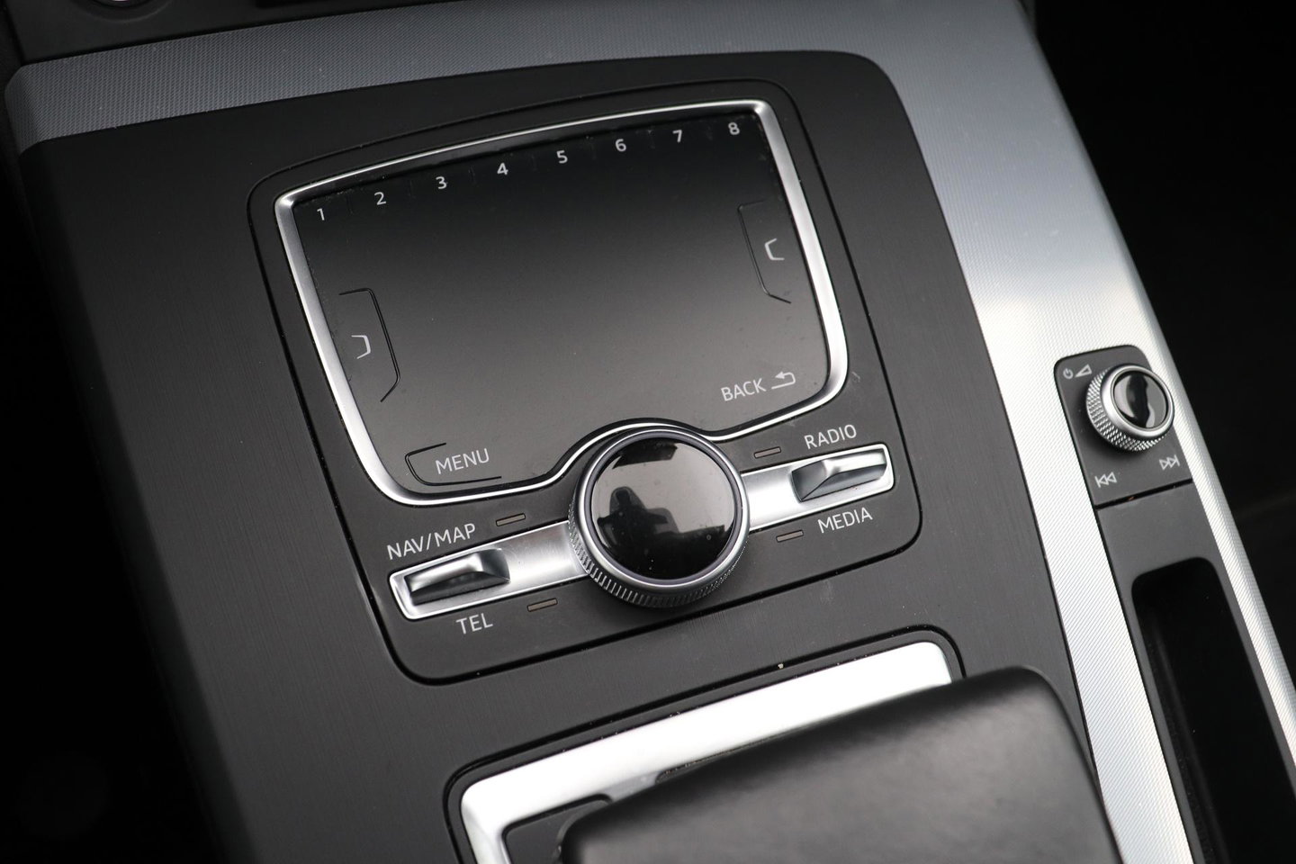 Audi Q5 2.0 TDI Quattro Design Pro Line Plus | Stoelverwarming | Cruise Control | Virtual Cockpit | MMI Navigatie Plus | Elektrische Stoelen | Keyless Entry