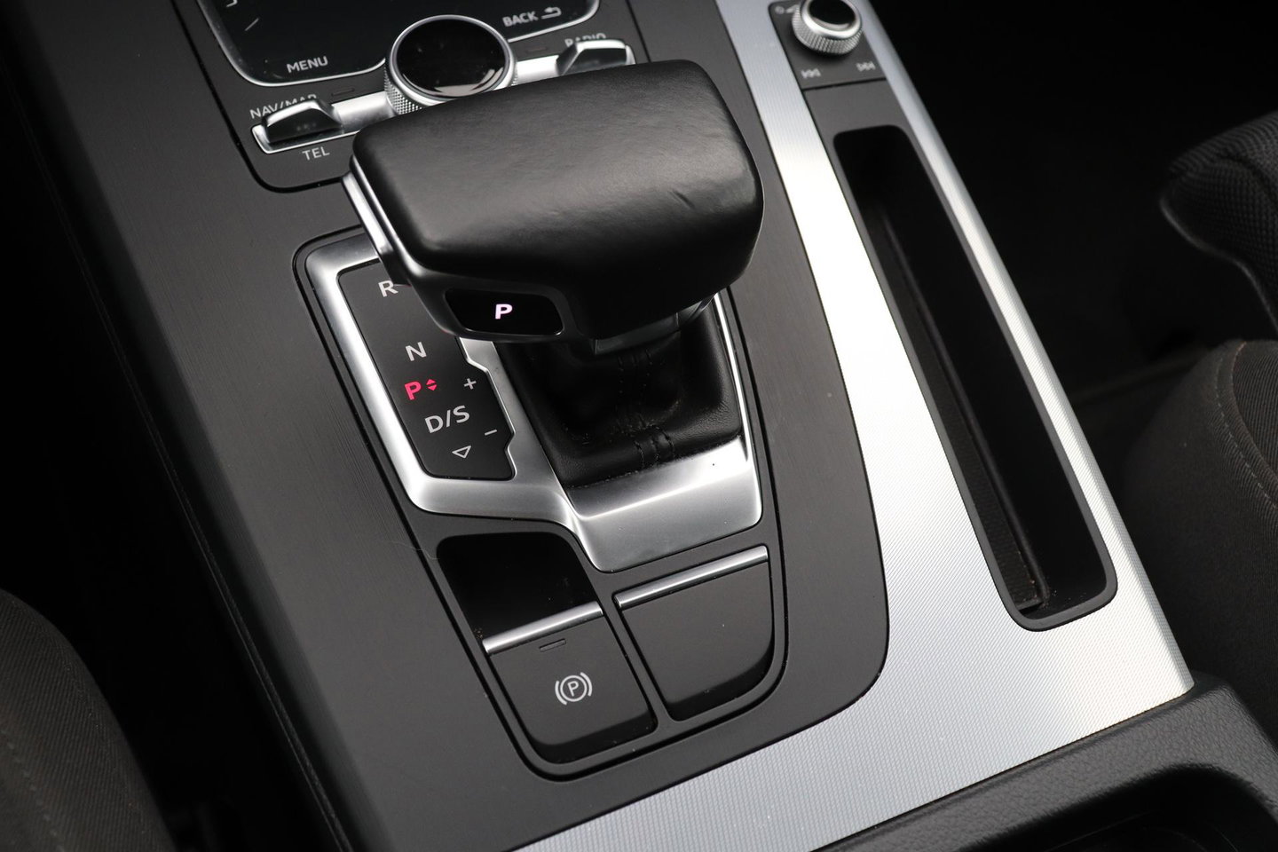 Audi Q5 2.0 TDI Quattro Design Pro Line Plus | Stoelverwarming | Cruise Control | Virtual Cockpit | MMI Navigatie Plus | Elektrische Stoelen | Keyless Entry
