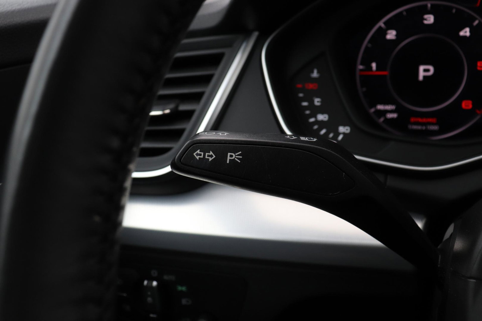 Audi Q5 2.0 TDI Quattro Design Pro Line Plus | Stoelverwarming | Cruise Control | Virtual Cockpit | MMI Navigatie Plus | Elektrische Stoelen | Keyless Entry