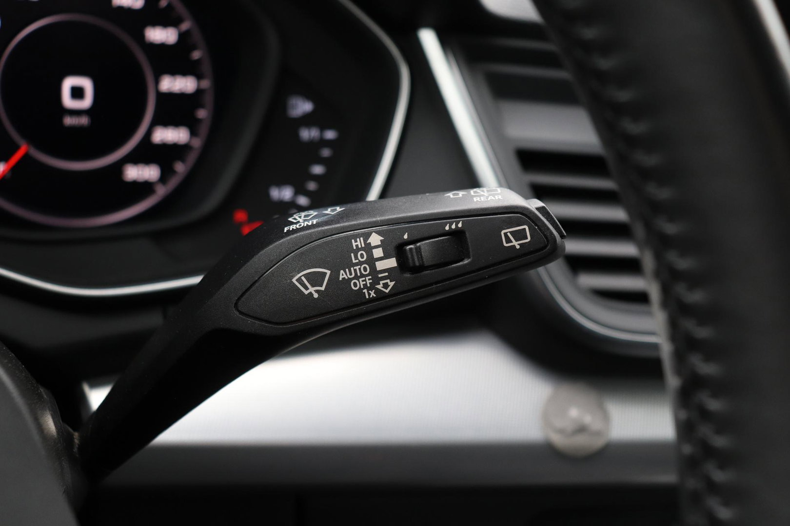 Audi Q5 2.0 TDI Quattro Design Pro Line Plus | Stoelverwarming | Cruise Control | Virtual Cockpit | MMI Navigatie Plus | Elektrische Stoelen | Keyless Entry