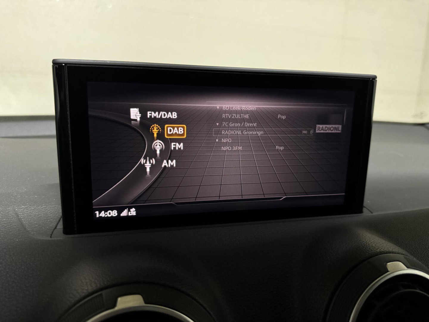 Audi Q2 1.4 TFSI 150PK S-line BlackEdition B&O Virtual Sfeer