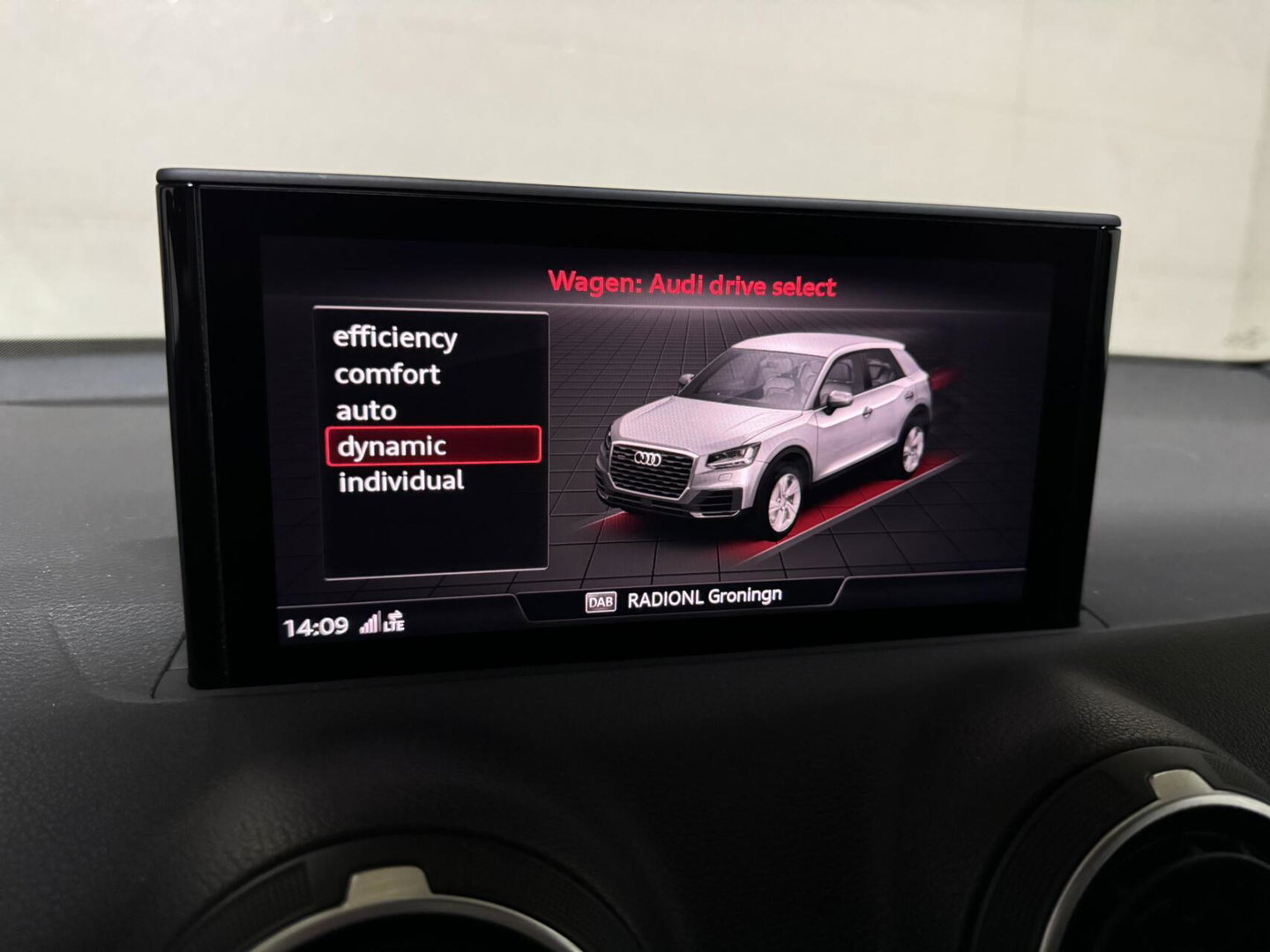 Audi Q2 1.4 TFSI 150PK S-line BlackEdition B&O Virtual Sfeer