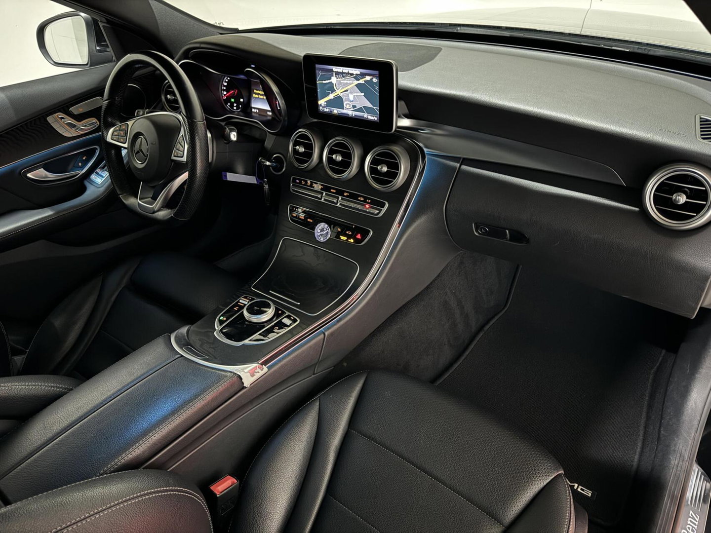 Mercedes-Benz C-Klasse AMG Pano Leer Sfeer Memory Camera NAP