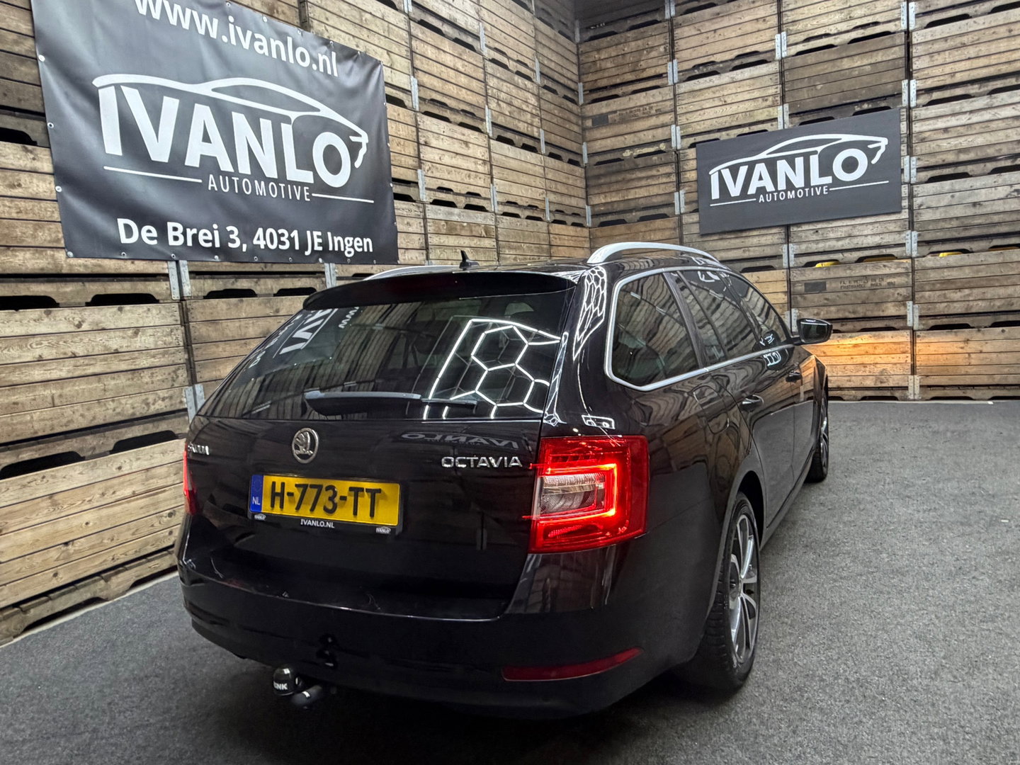 Škoda Octavia Combi 1.6 TDI Greentech Style Business Navi Clima Trekhaak Camera 17"LM