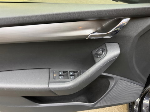 Škoda Octavia Combi 1.6 TDI Greentech Style Business Navi Clima Trekhaak Camera 17"LM