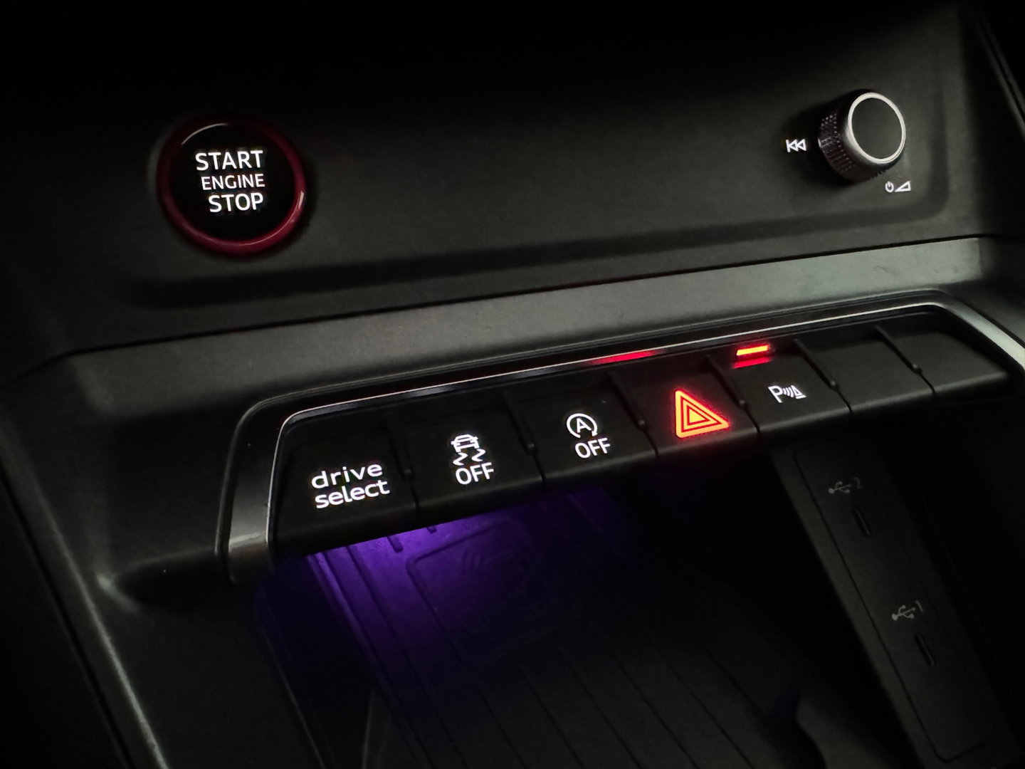 Audi RSQ3 Sportback 2.5 TFSI RS Pano|B&O|Trekhaak|360|Memory|Sfeer
