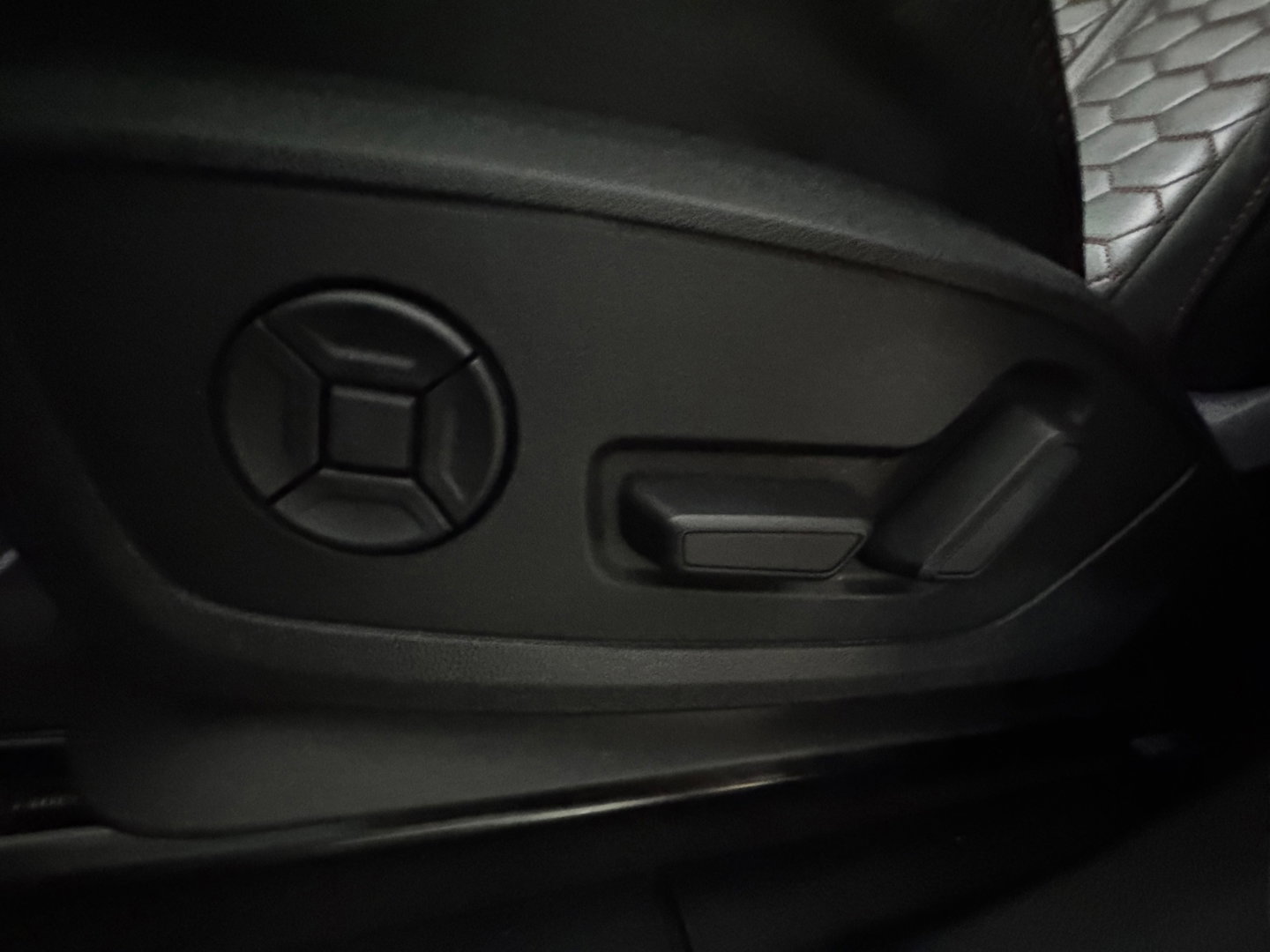 Audi RSQ3 Sportback 2.5 TFSI RS Pano|B&O|Trekhaak|360|Memory|Sfeer