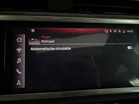 Audi RSQ3 Sportback 2.5 TFSI RS Pano|B&O|Trekhaak|360|Memory|Sfeer