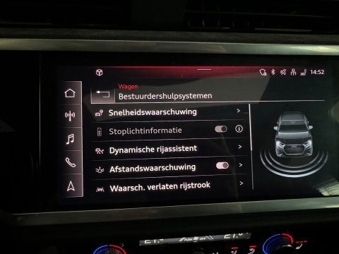 Audi RSQ3 Sportback 2.5 TFSI RS Pano|B&O|Trekhaak|360|Memory|Sfeer
