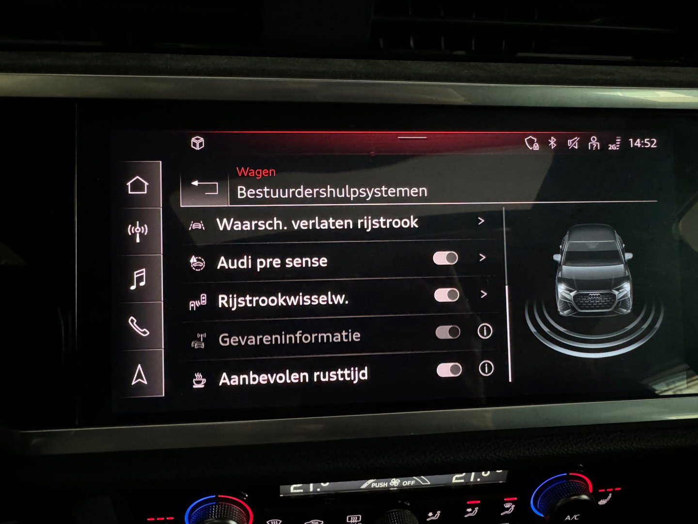Audi RSQ3 Sportback 2.5 TFSI RS Pano|B&O|Trekhaak|360|Memory|Sfeer