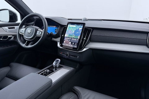 Volvo XC90 T8 Ultra Black Edition | Bowers&Wilkins | Luchtvering | Panoramadak | Trekhaak | 360° Camera | Massage | Stoelventilatie | 21 Inch