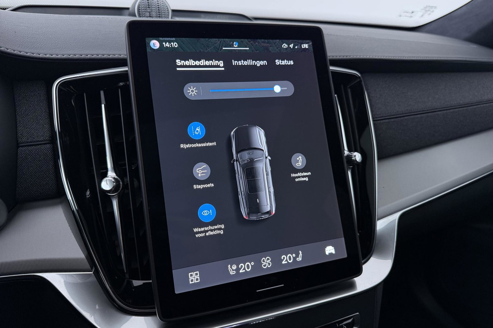 Volvo XC90 T8 Ultra Black Edition | Bowers&Wilkins | Luchtvering | Panoramadak | Trekhaak | 360° Camera | Massage | Stoelventilatie | 21 Inch