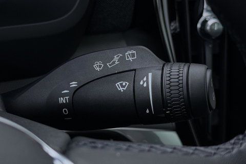 Volvo XC90 T8 Ultra Black Edition | Bowers&Wilkins | Luchtvering | Panoramadak | Trekhaak | 360° Camera | Massage | Stoelventilatie | 21 Inch