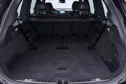 Volvo XC90 T8 Ultra Black Edition | Bowers&Wilkins | Luchtvering | Panoramadak | Trekhaak | 360° Camera | Massage | Stoelventilatie | 21 Inch