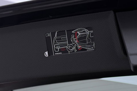 Volvo XC90 T8 Ultra Black Edition | Bowers&Wilkins | Luchtvering | Panoramadak | Trekhaak | 360° Camera | Massage | Stoelventilatie | 21 Inch