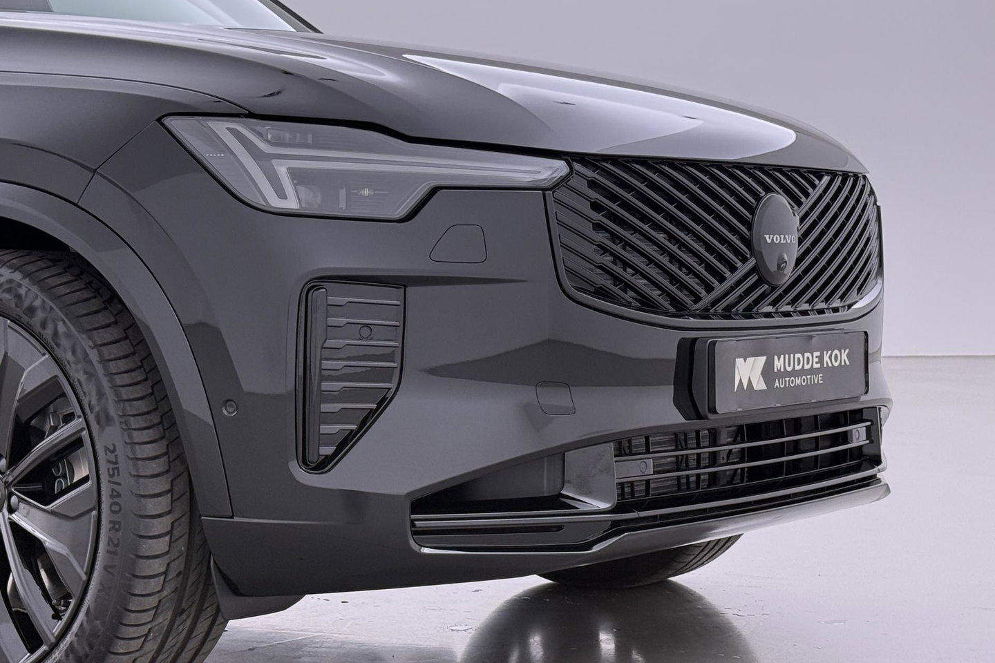Volvo XC90 T8 Ultra Black Edition | Bowers&Wilkins | Luchtvering | Panoramadak | Trekhaak | 360° Camera | Massage | Stoelventilatie | 21 Inch