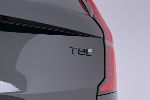Volvo XC90 T8 Ultra Black Edition | Bowers&Wilkins | Luchtvering | Panoramadak | Trekhaak | 360° Camera | Massage | Stoelventilatie | 21 Inch