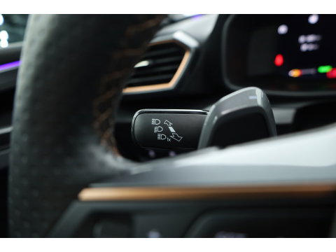 CUPRA Leon 1.4 e-Hybrid VZ Performance | Rijklaar!! | 245 pk | Pano | Dig. Cockpit | Cruise Control | PDC A | Keyless | Stoel- Stuurverw. |