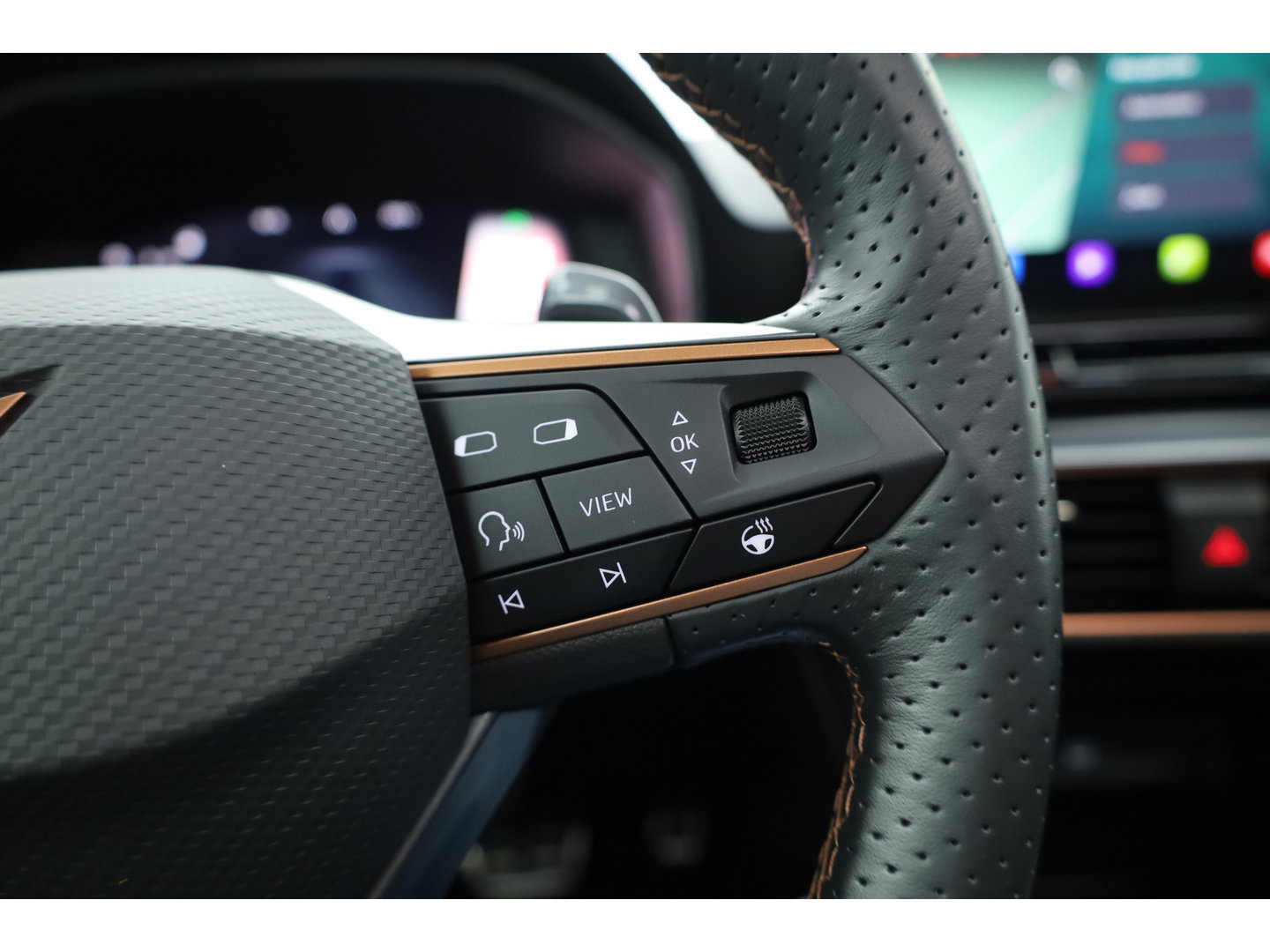 CUPRA Leon 1.4 e-Hybrid VZ Performance | Rijklaar!! | 245 pk | Pano | Dig. Cockpit | Cruise Control | PDC A | Keyless | Stoel- Stuurverw. |