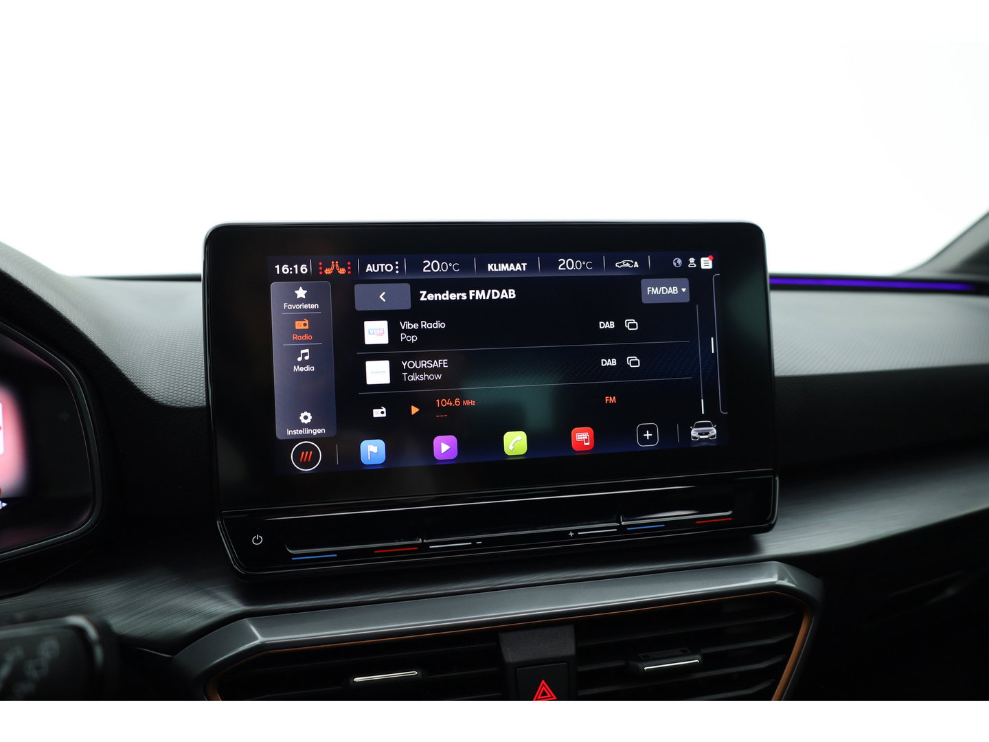 CUPRA Leon 1.4 e-Hybrid VZ Performance | Rijklaar!! | 245 pk | Pano | Dig. Cockpit | Cruise Control | PDC A | Keyless | Stoel- Stuurverw. |