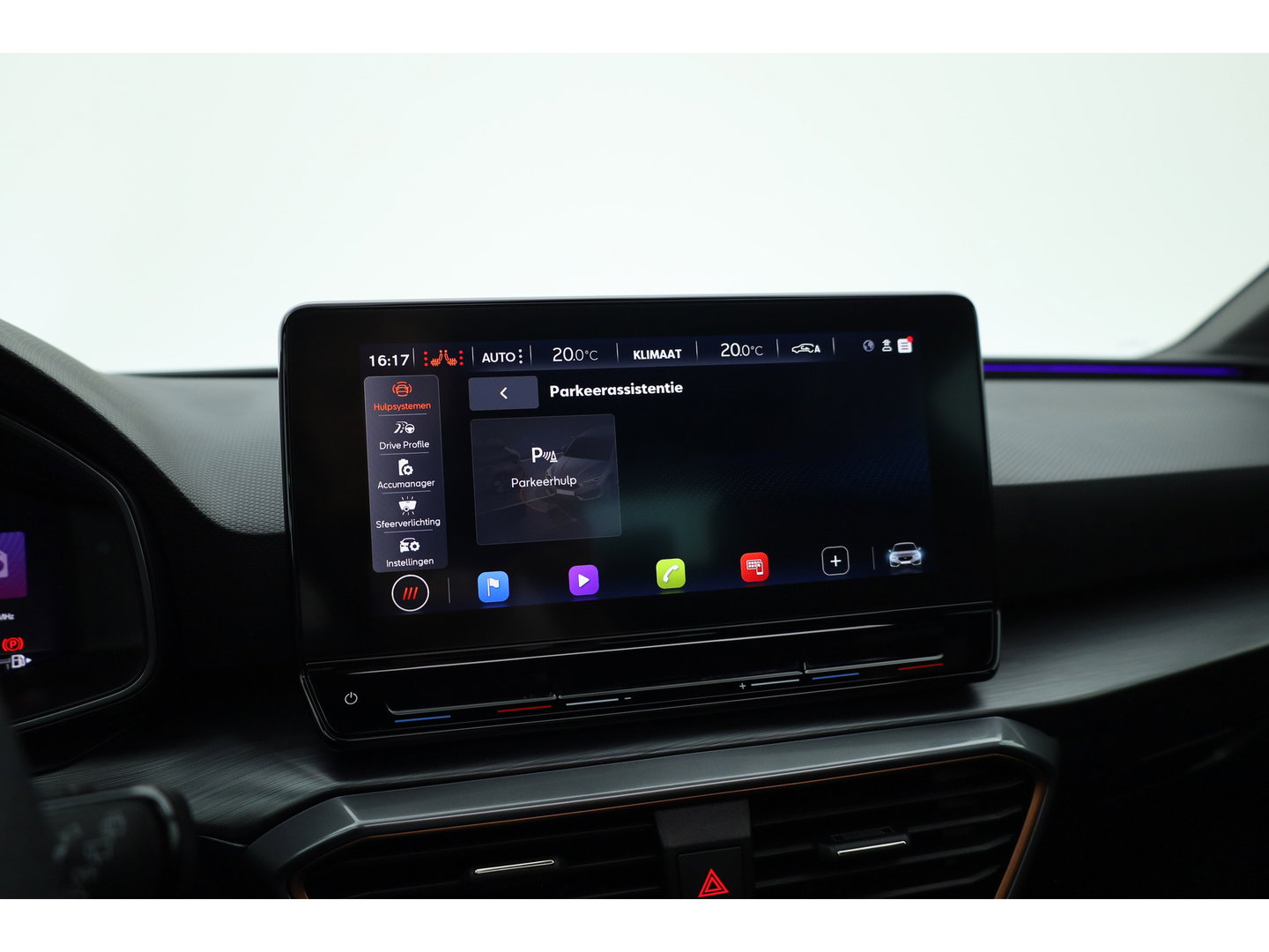 CUPRA Leon 1.4 e-Hybrid VZ Performance | Rijklaar!! | 245 pk | Pano | Dig. Cockpit | Cruise Control | PDC A | Keyless | Stoel- Stuurverw. |