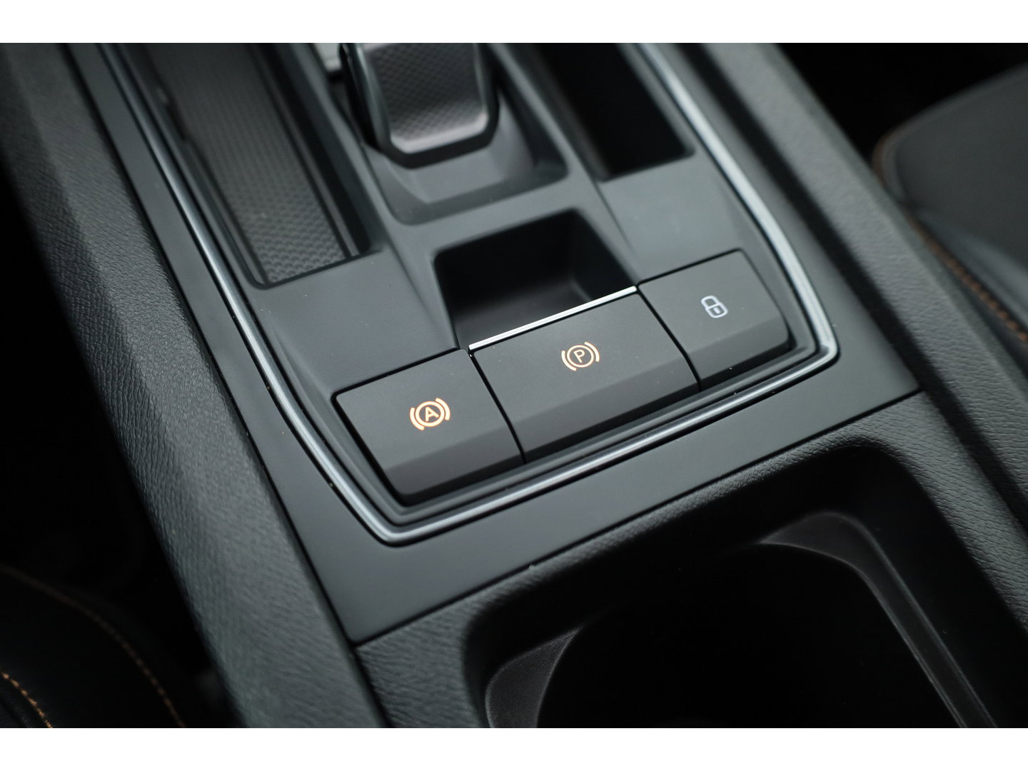 CUPRA Leon 1.4 e-Hybrid VZ Performance | Rijklaar!! | 245 pk | Pano | Dig. Cockpit | Cruise Control | PDC A | Keyless | Stoel- Stuurverw. |