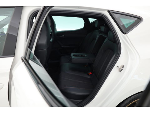 CUPRA Leon 1.4 e-Hybrid VZ Performance | Rijklaar!! | 245 pk | Pano | Dig. Cockpit | Cruise Control | PDC A | Keyless | Stoel- Stuurverw. |
