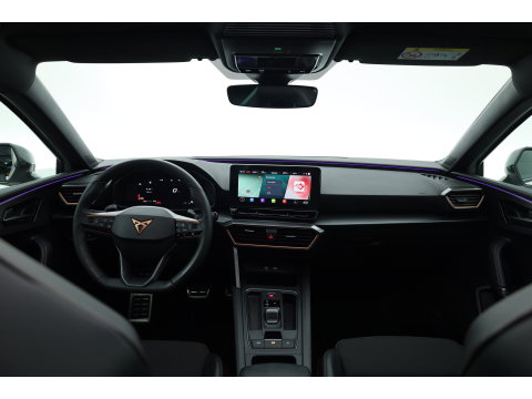 CUPRA Leon 1.4 e-Hybrid VZ Performance | Rijklaar!! | 245 pk | Pano | Dig. Cockpit | Cruise Control | PDC A | Keyless | Stoel- Stuurverw. |