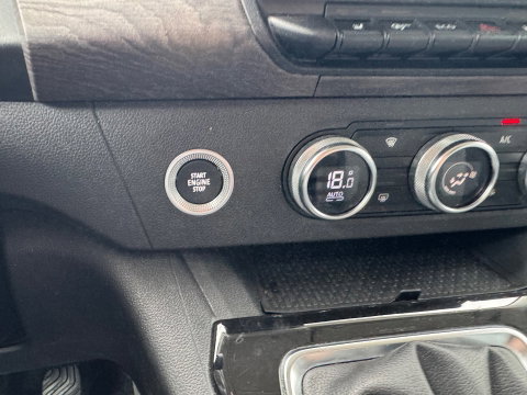 Renault Kangoo Navigatie Camera Led 5 zits Lane assist 2022