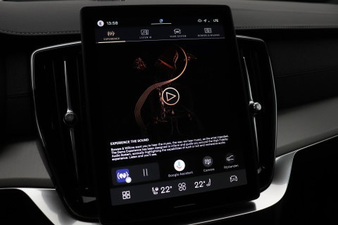 Volvo XC90 T8 Ultra Black Edition | Bowers&Wilkins | Luchtvering | Panoramadak | Trekhaak | 360° Camera | Massage | Stoelventilatie
