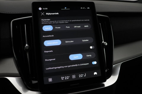 Volvo XC90 T8 Ultra Black Edition | Bowers&Wilkins | Luchtvering | Panoramadak | Trekhaak | 360° Camera | Massage | Stoelventilatie