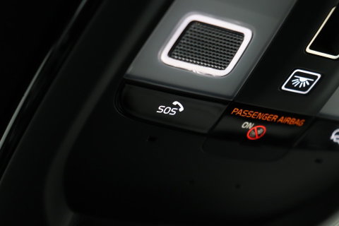Volvo XC90 T8 Ultra Black Edition | Bowers&Wilkins | Luchtvering | Panoramadak | Trekhaak | 360° Camera | Massage | Stoelventilatie