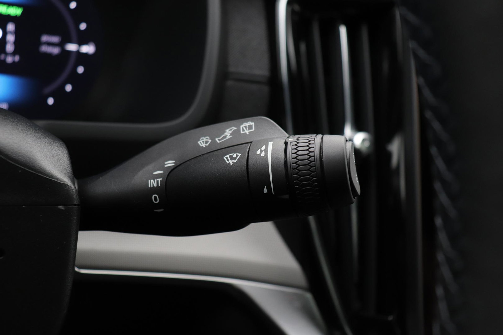 Volvo XC90 T8 Ultra Black Edition | Bowers&Wilkins | Luchtvering | Panoramadak | Trekhaak | 360° Camera | Massage | Stoelventilatie