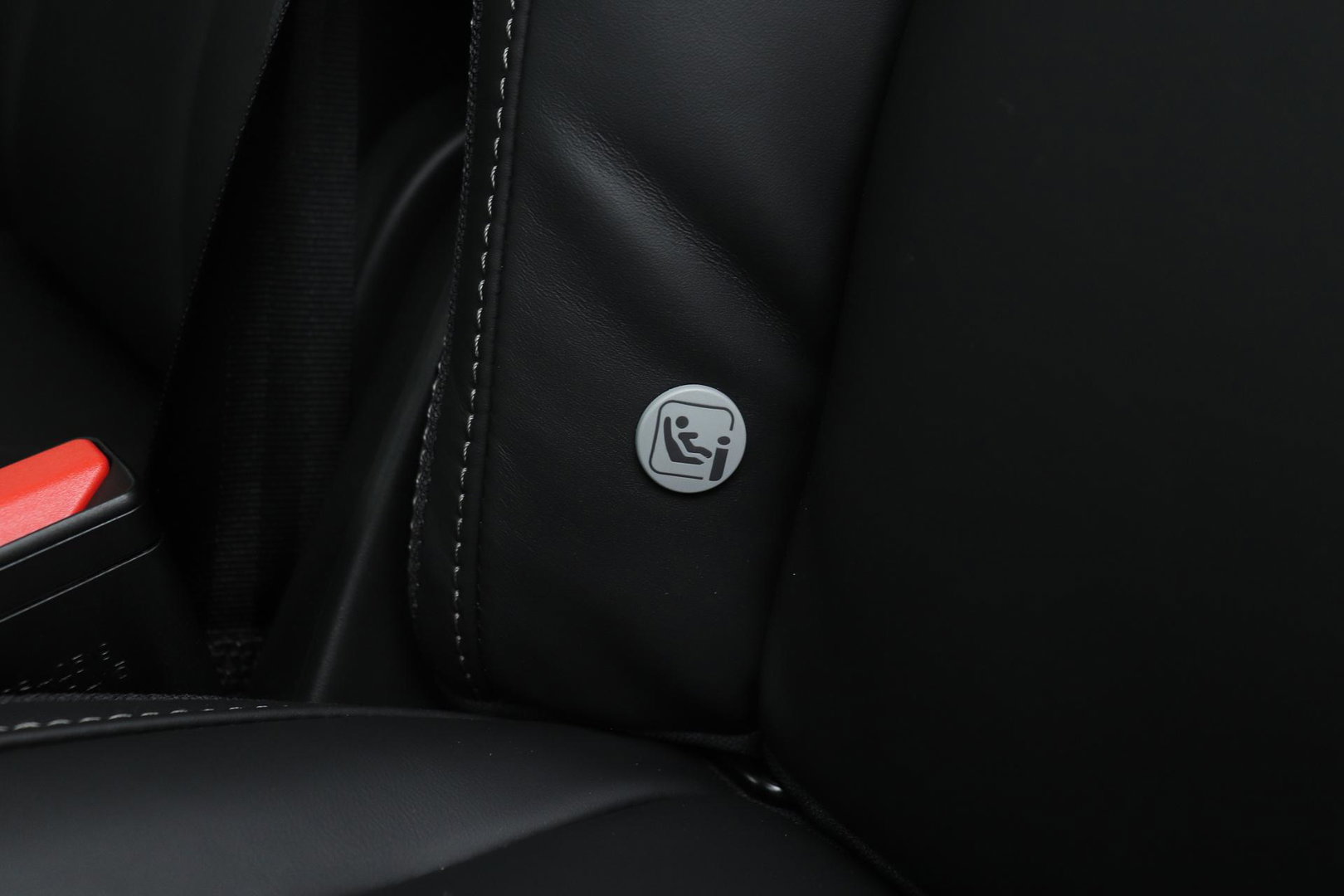 Volvo XC90 T8 Ultra Black Edition | Bowers&Wilkins | Luchtvering | Panoramadak | Trekhaak | 360° Camera | Massage | Stoelventilatie