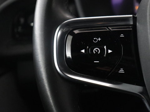 Polestar 2 Long Range Single Motor 78 kWh h | SOH 92,4% | Cruise control | Trekhaak | Stoelverwarming | Climate control | Camera | Park assist | Carplay | Elektrische achterklep