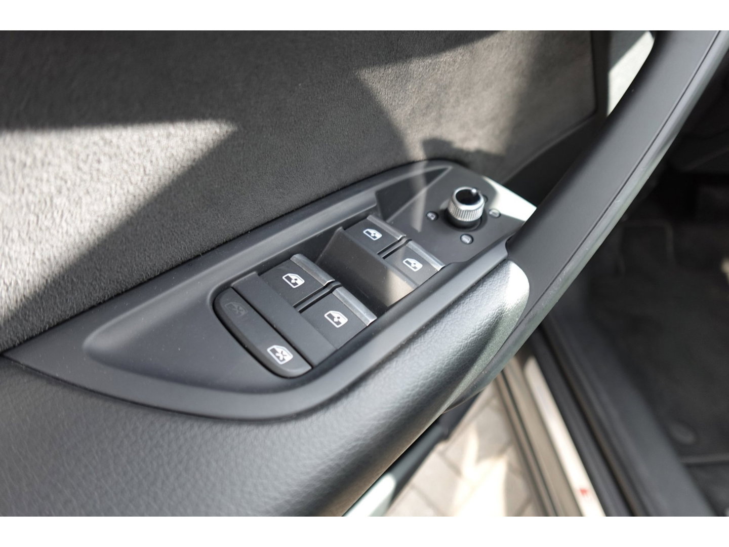 Audi Q5 50 TFSI e S edition PANO 360 KEYLESS